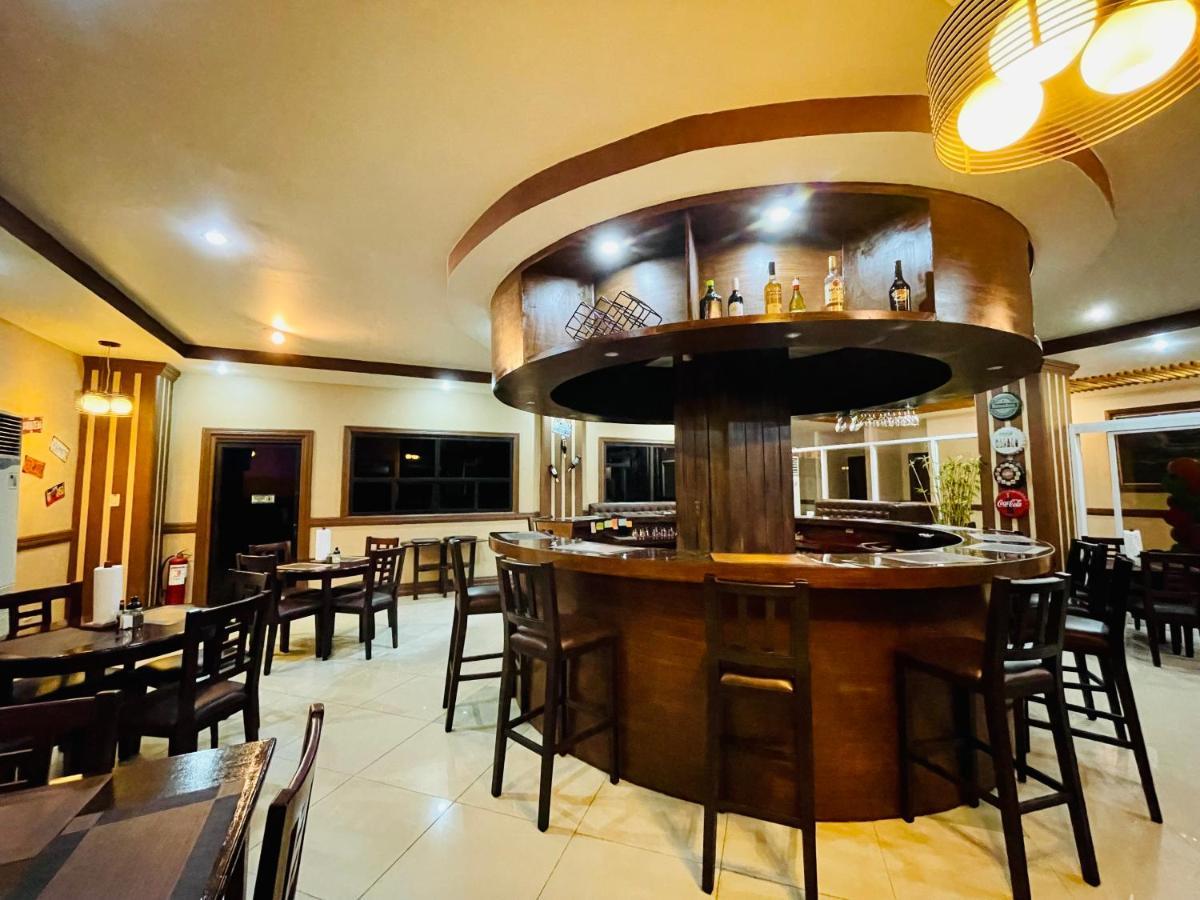 Drake Hotel Angeles City Zewnętrze zdjęcie