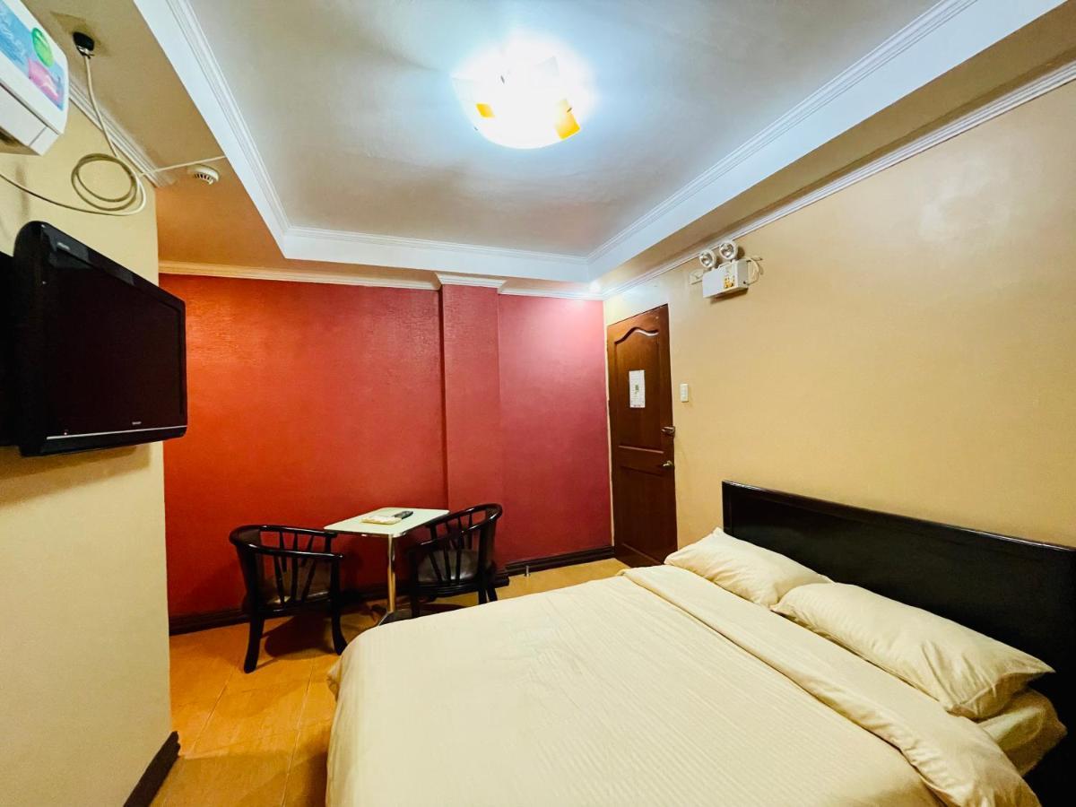 Drake Hotel Angeles City Zewnętrze zdjęcie
